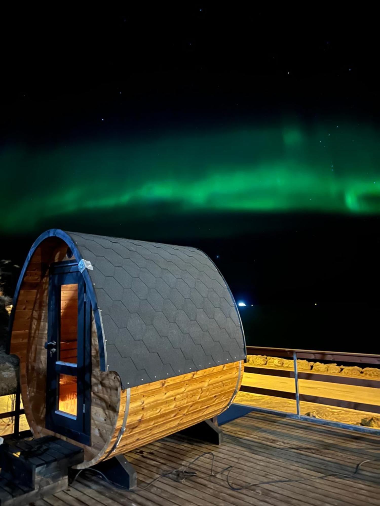 Hotel West Patreksfjordur Екстериор снимка