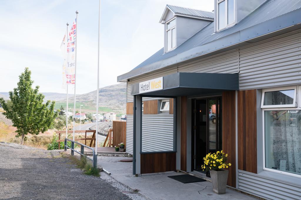 Hotel West Patreksfjordur Екстериор снимка